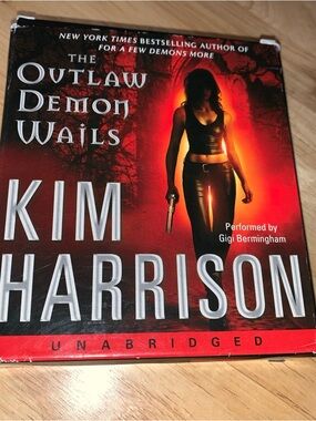 Hollows Ser.: The Outlaw Demon Wails by Kim Harrison (2008, Compact Disc,...